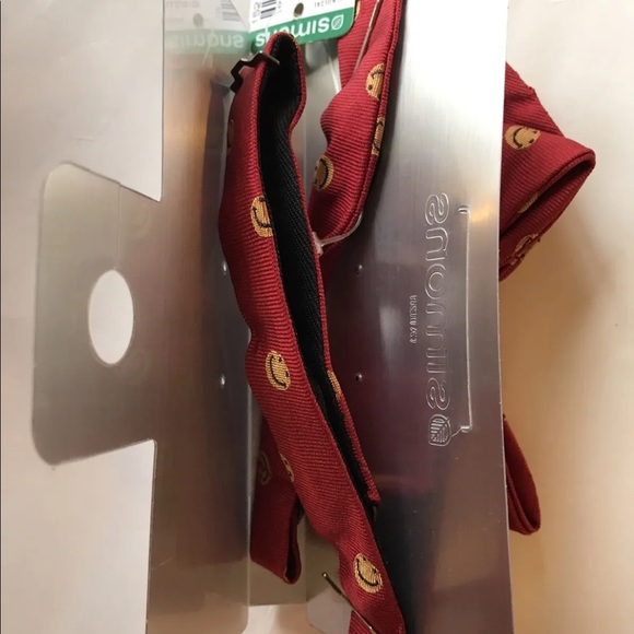 New LE 31 Simons Canada Funky Red Smiley Emoticons Men Bow Tie 100% Silk - Picture 4 of 5